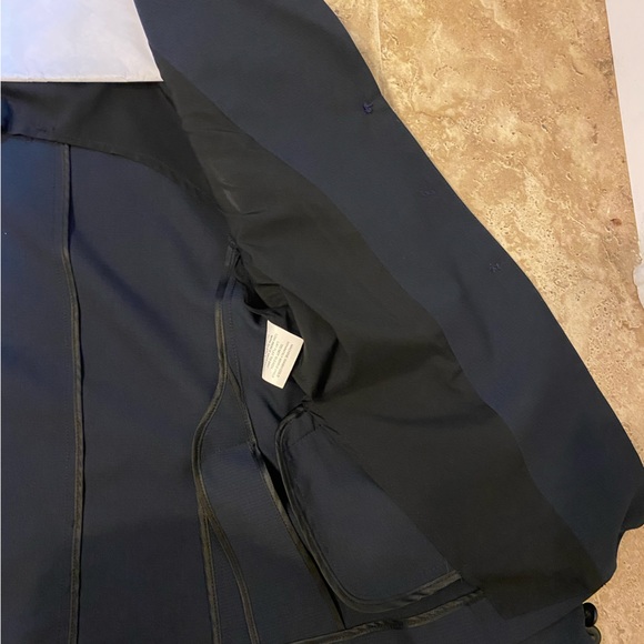 Show jacket - Picture 2 of 5